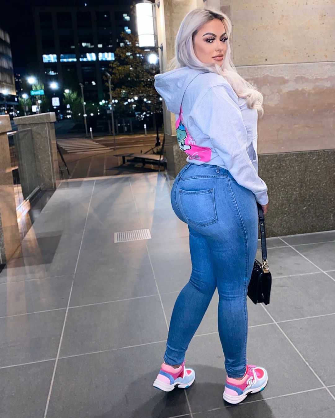 Maya Dutch Wiki, Biography, Career, Net Worth, Age, Life